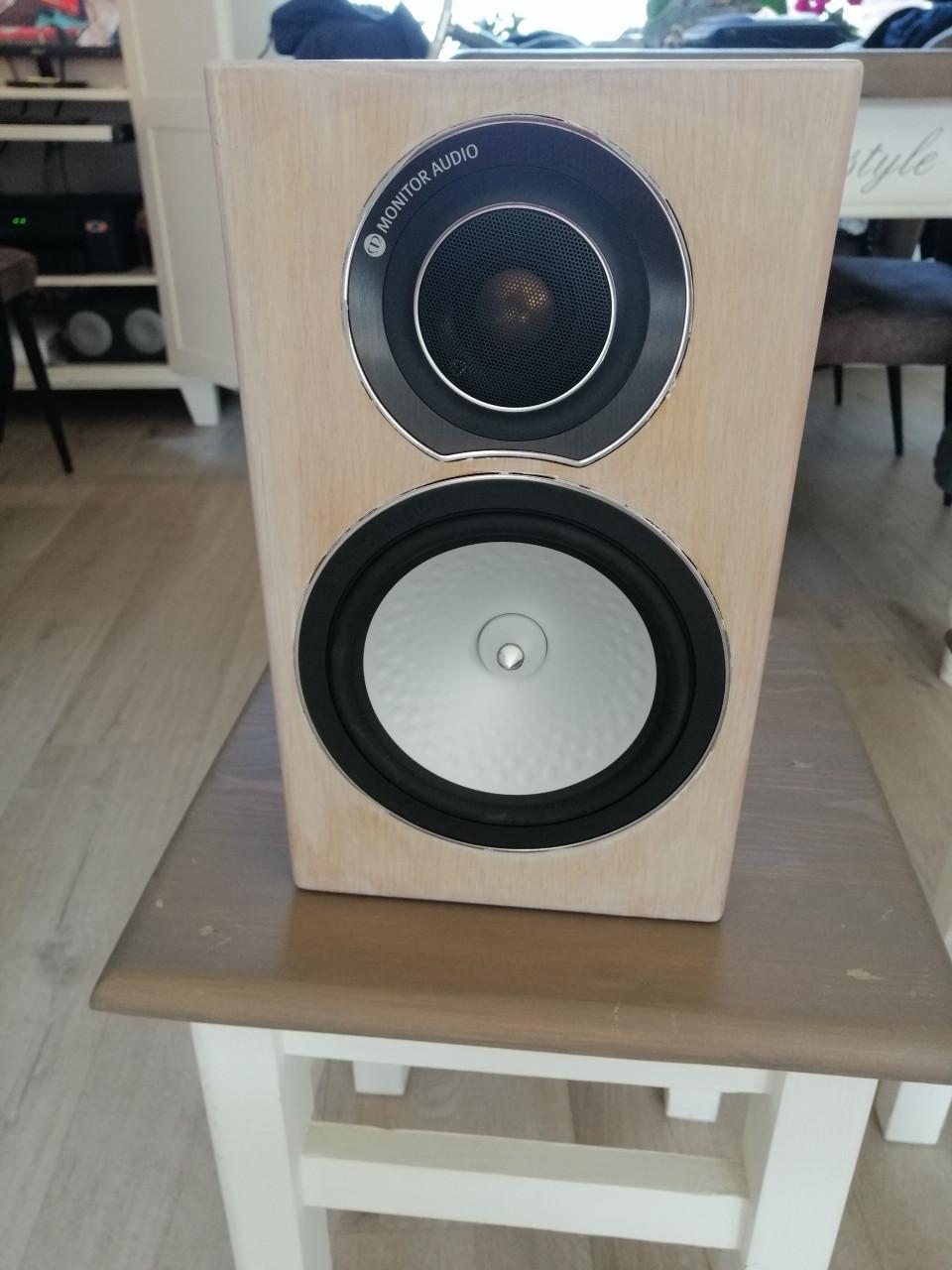 Te Koop: zgan Monitor Audio luidsprekers