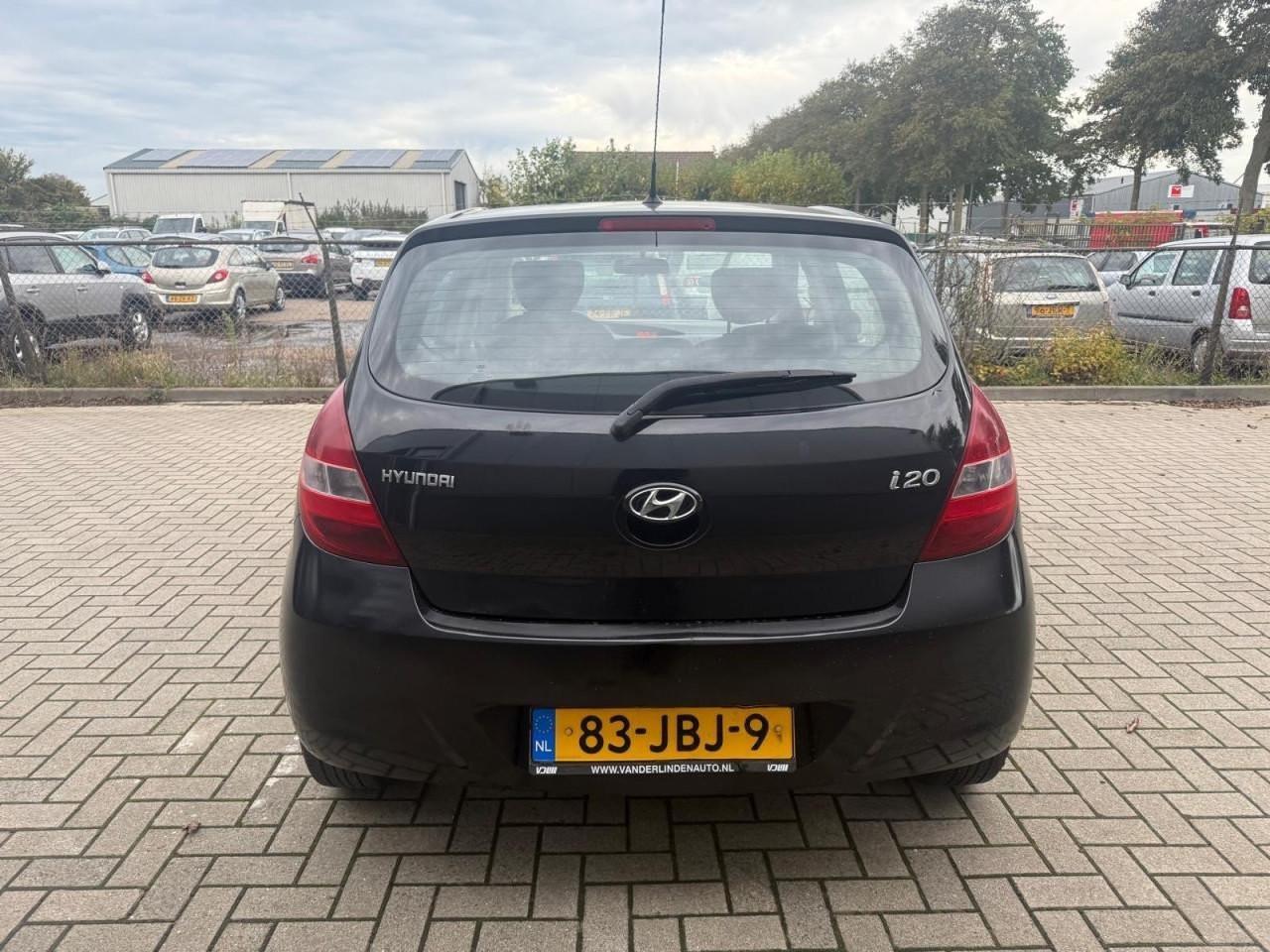 Hyundai i20 1.2i DynamicVersion 157.623KM