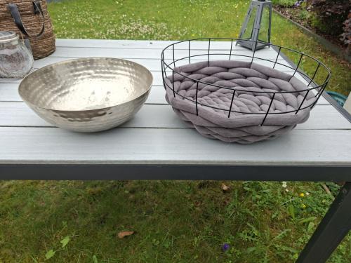 2 grote schalen