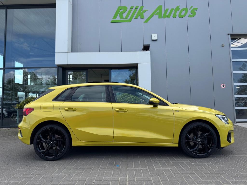 Audi A3 sportback 40 tfsie s-edition * pano * matrix * keyless * head-up