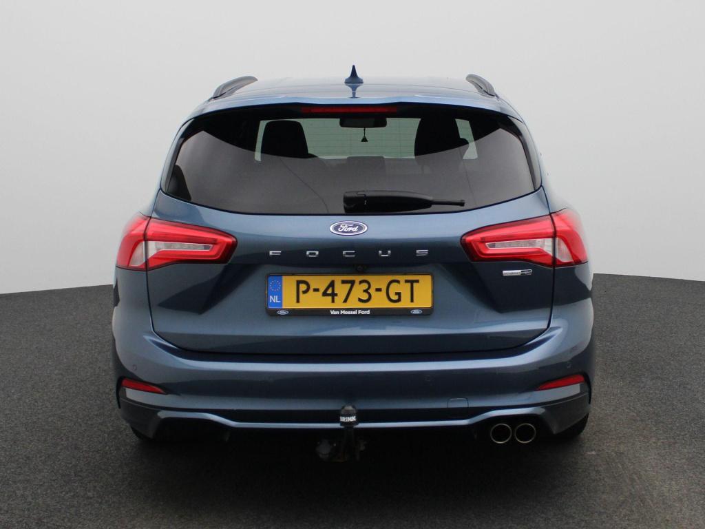 Ford Focus wagon 1.0 ecoboost hybrid st line x business trekhaak - all-weat