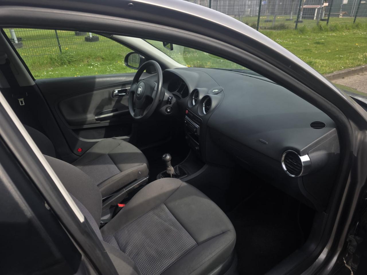 SEAT Ibiza 1.4-16V Sensation Airco! 5-DRS! In Goede Staat!