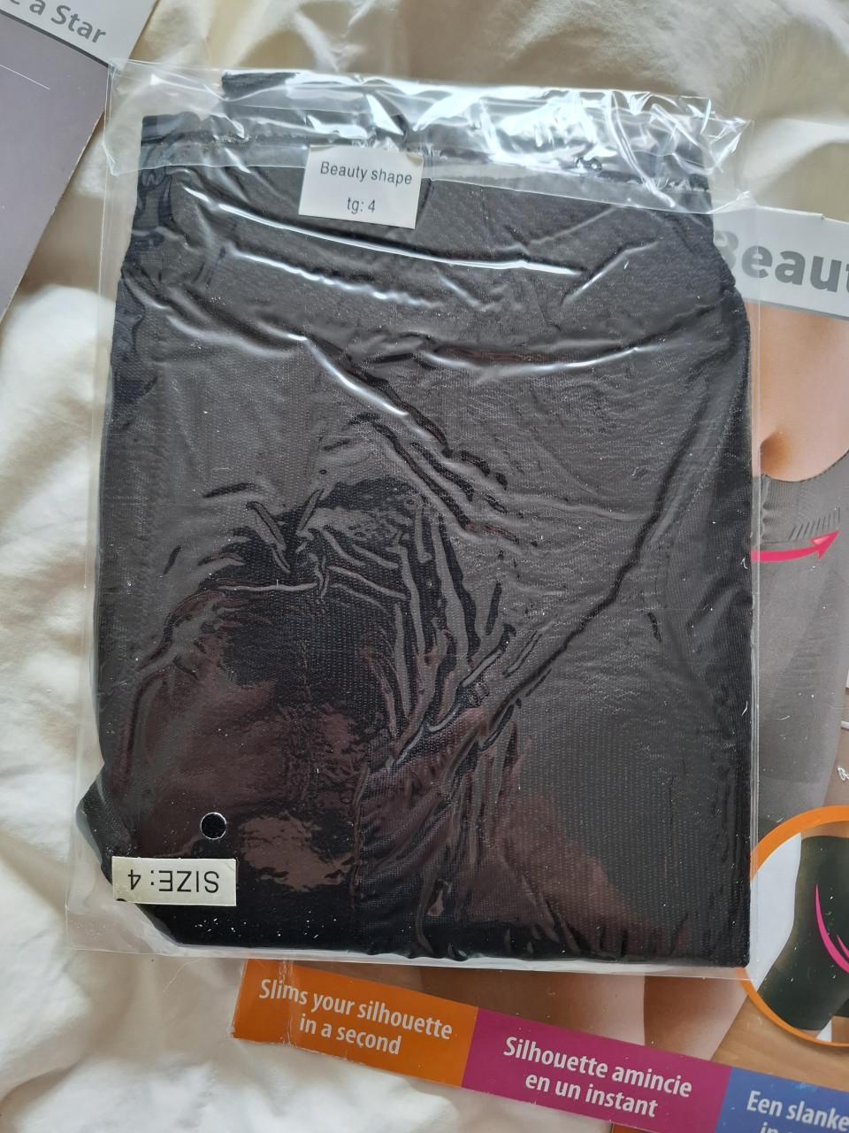3X Lanaform beauty shape zwart maat T4 (46-48) Nieuw