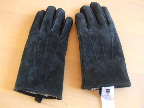 Te koop nieuwe handschoenen.