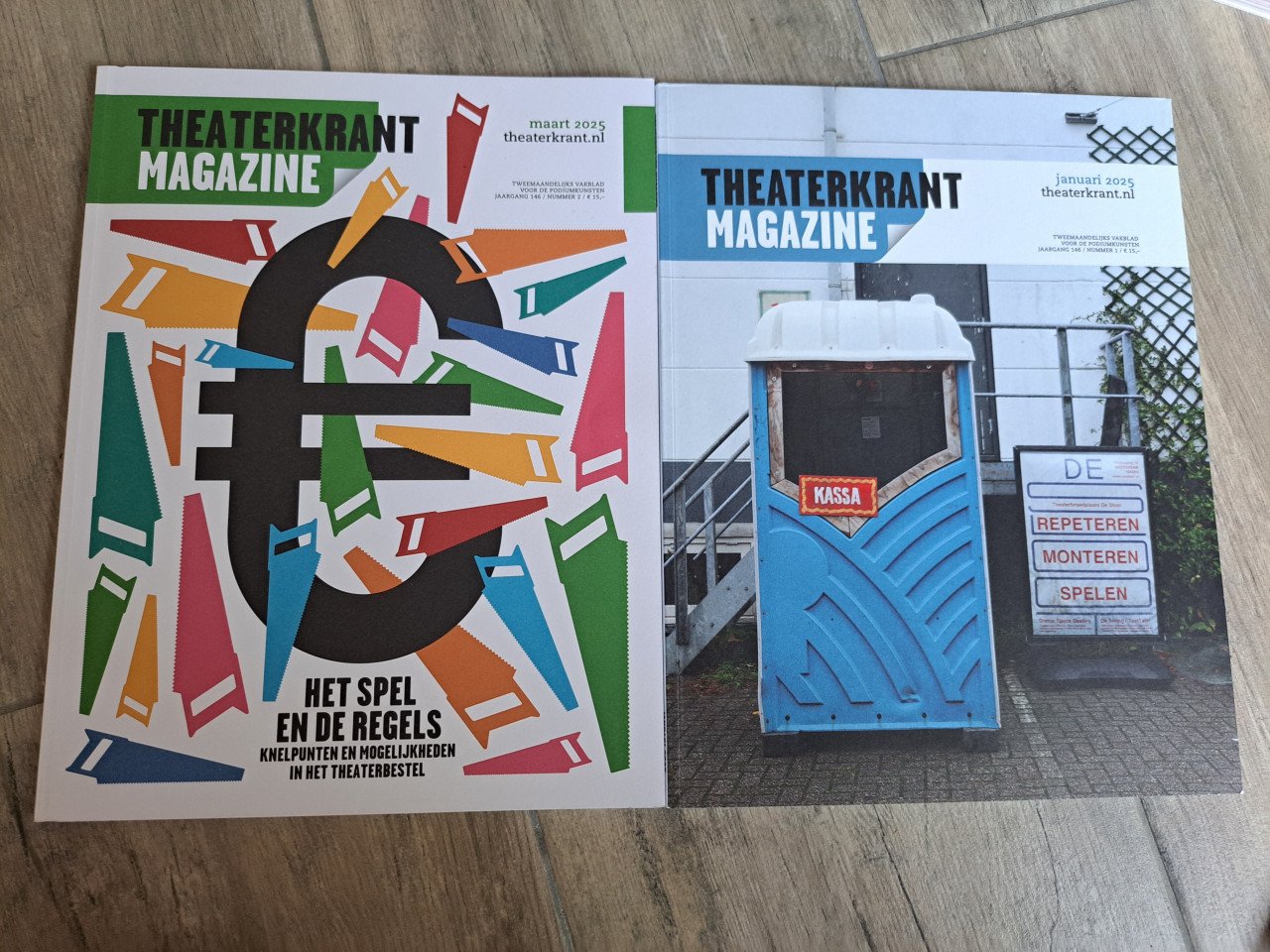 2x Theaterkrant magazine