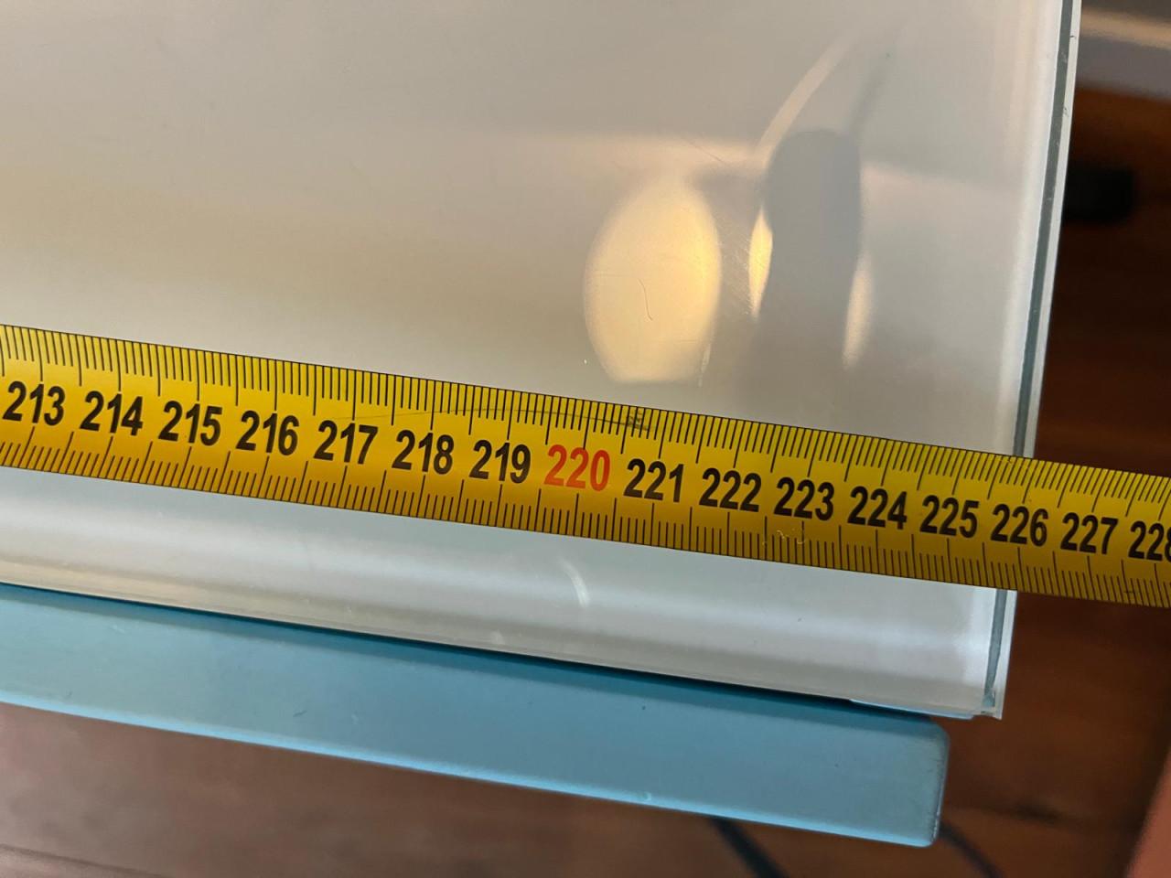 Zwevend houten tv-meubel glazen plaat