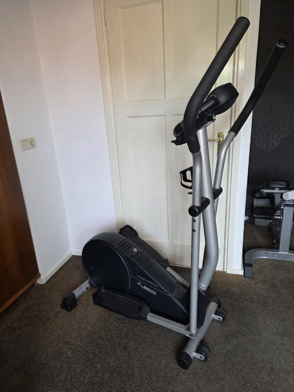 Crosstrainer ProForm 565 EKG Crosstrainer – degelijk kwaliteitsapparaat