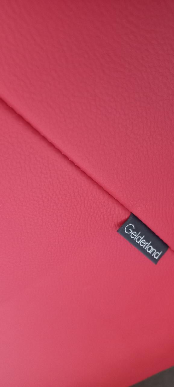 2 Rode leren stoelen te koop