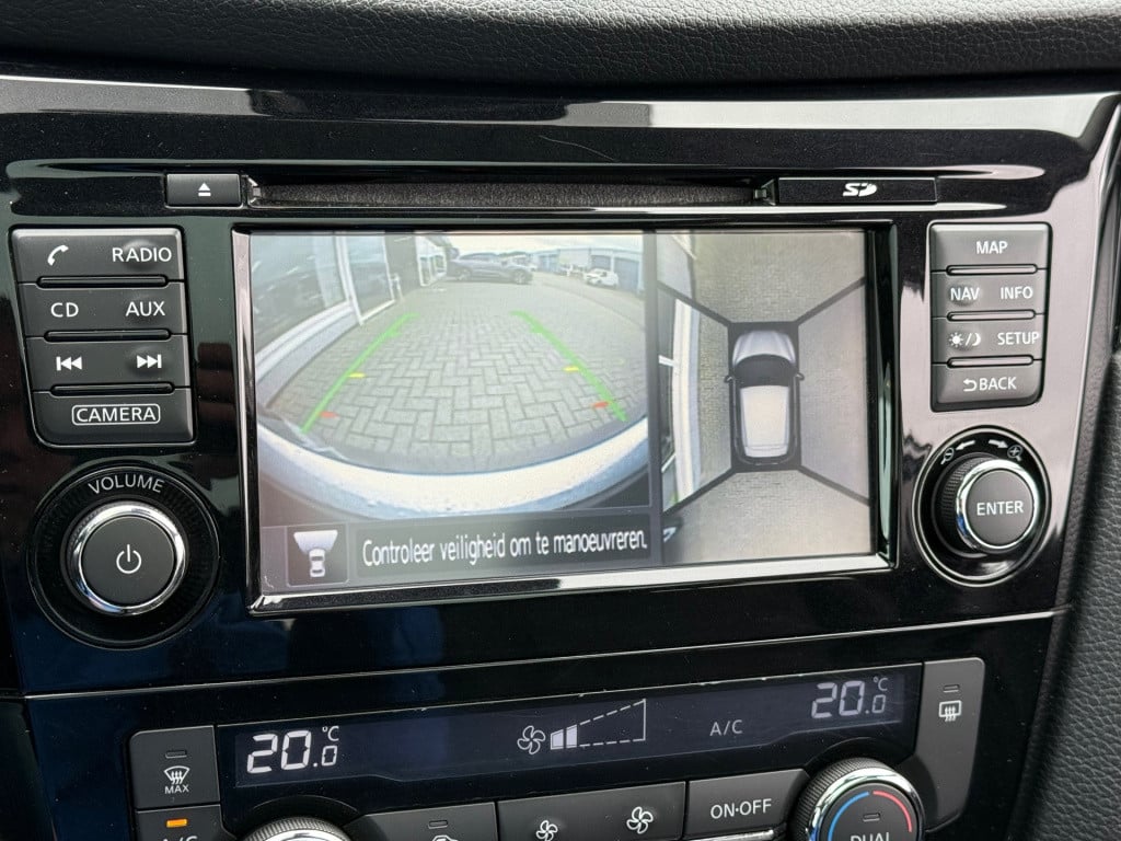 Nissan Qashqai 1.2 connect edition