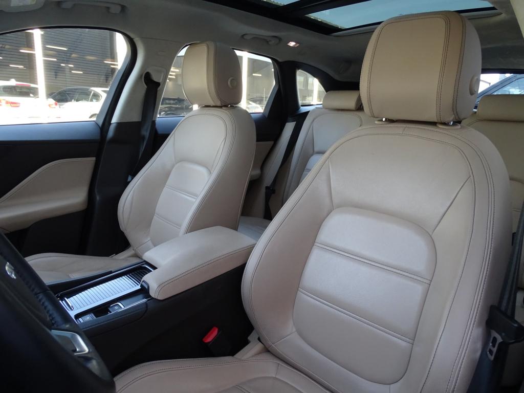 Jaguar F-pace 2.0t awd portfolio | leder | pano | trekhaak