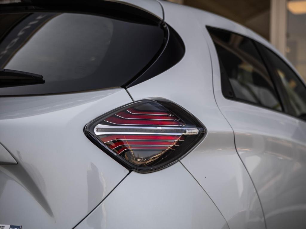 Renault Zoe r135 135pk intens automaat | soh 95% |navigatie | camera | park