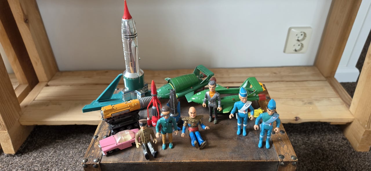 Te koop: thunderbirds speelgoed
