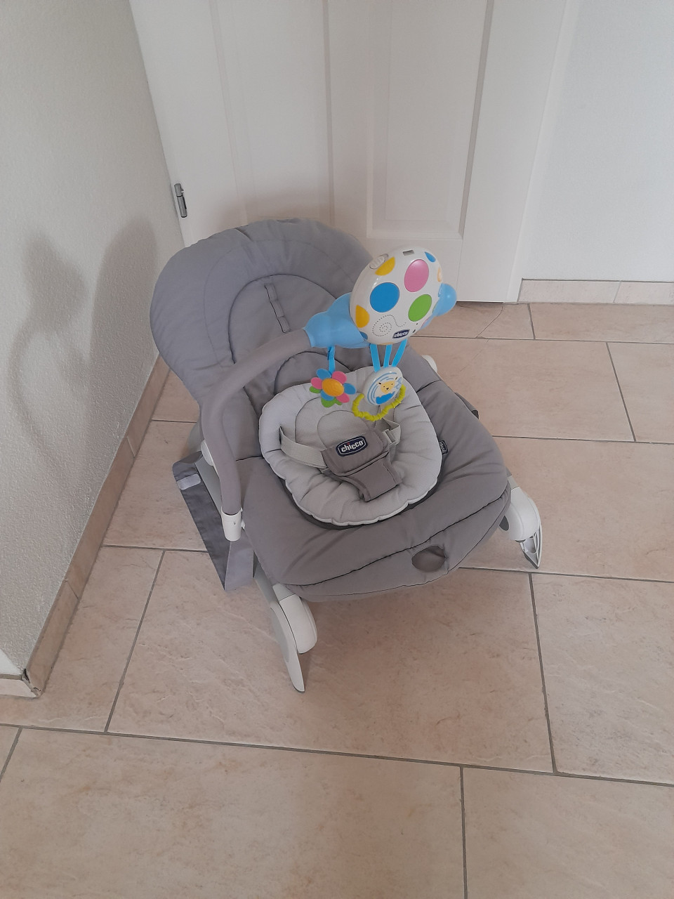 Chicco Wippertje met muziek (in goede nette staat )