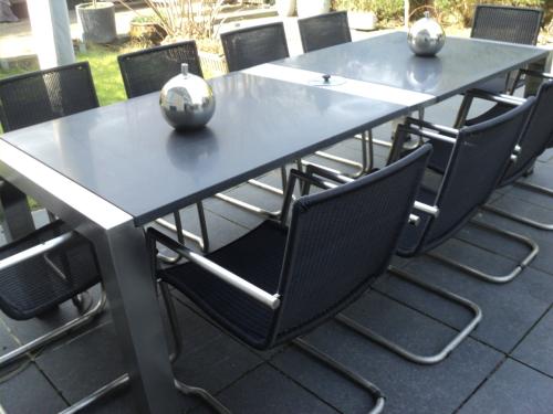 Prachtige RVS tafel met granietblad met wijn koeler 10 RVS stoelen