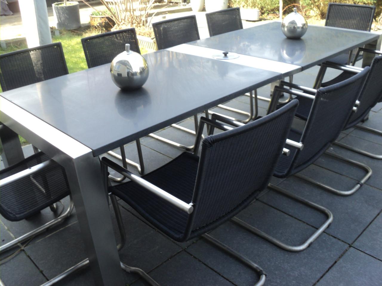 Prachtige RVS tafel met granietblad met wijn koeler 10 RVS stoelen