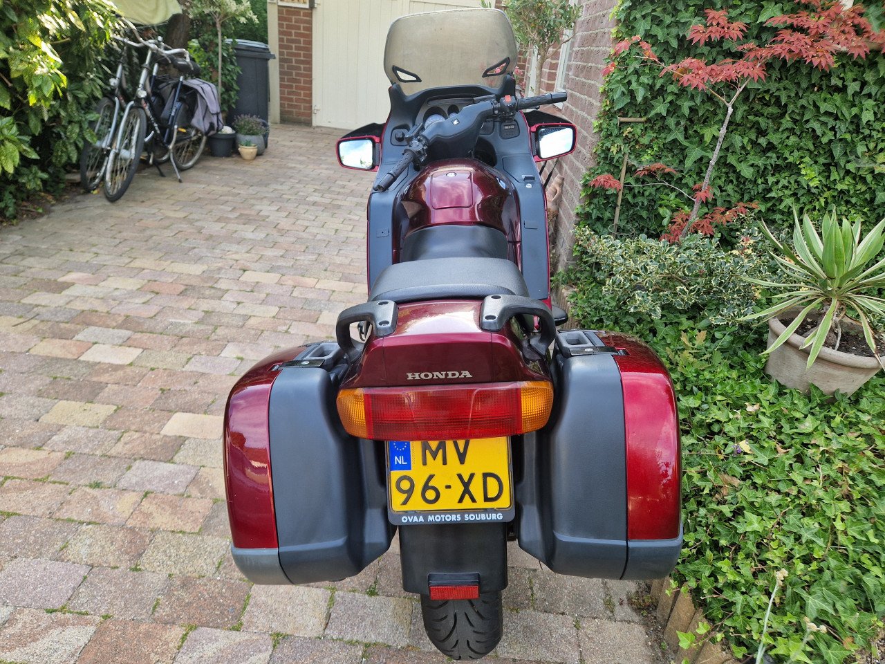 HONDA ST 1100 PAN EUROPEAN