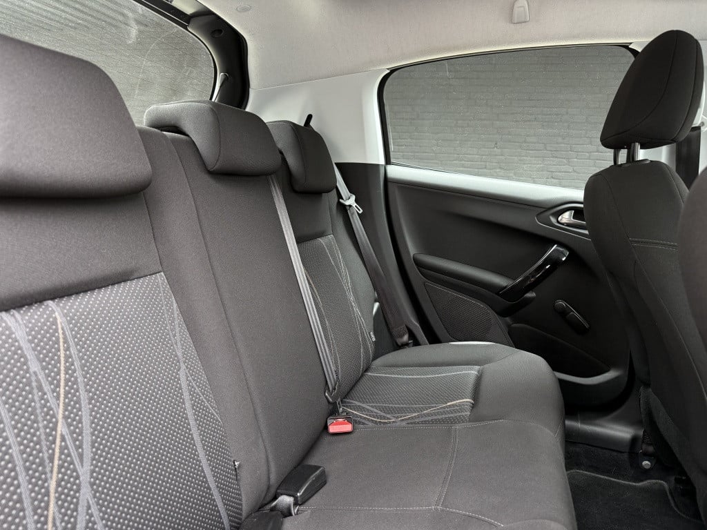 Peugeot 208 1.4 vti active