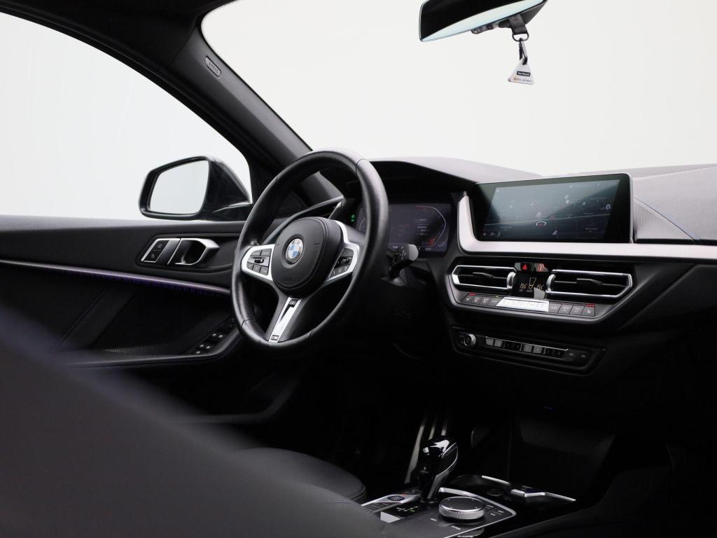 BMW 1 Serie 120i business edition | m-sport | automaat | navigatie | stoel/