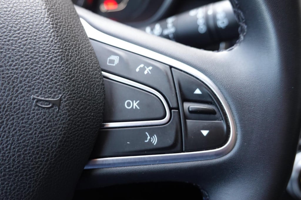 Renault Kadjar 1.3 tce 140-pk limited automaat