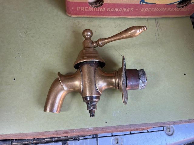 Messing buitenkraan Antiek