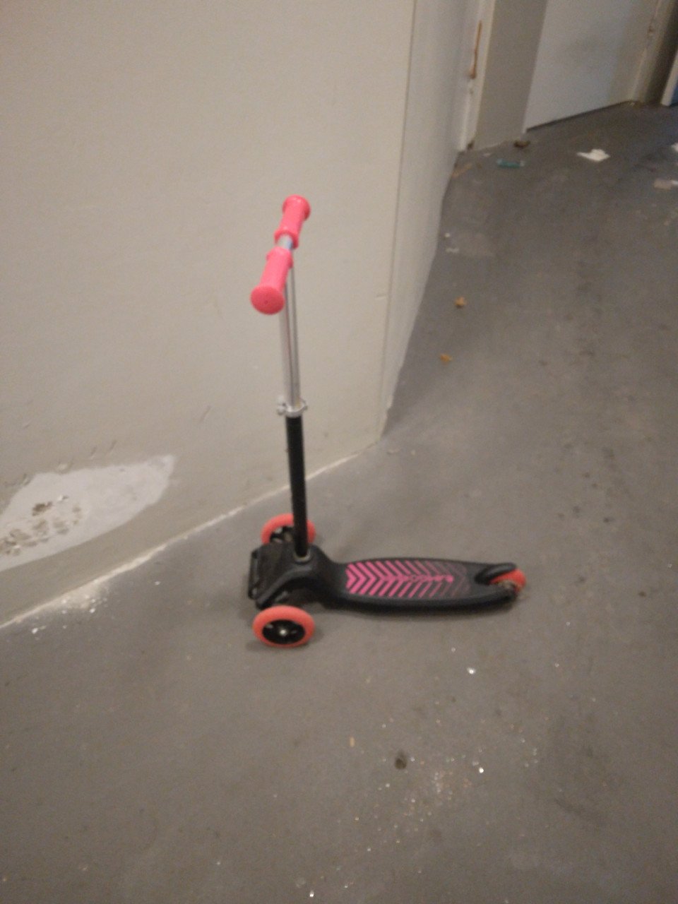 Stepje met 3 wieltjes
