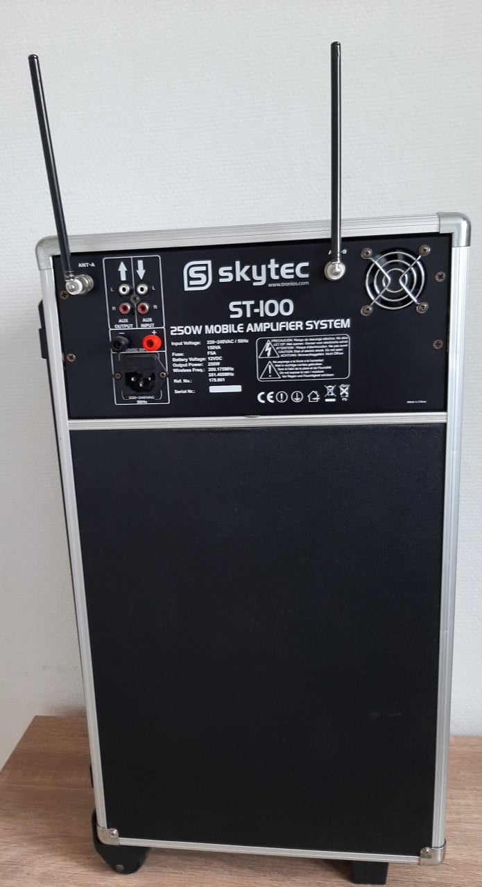 Skytec Amplifier System