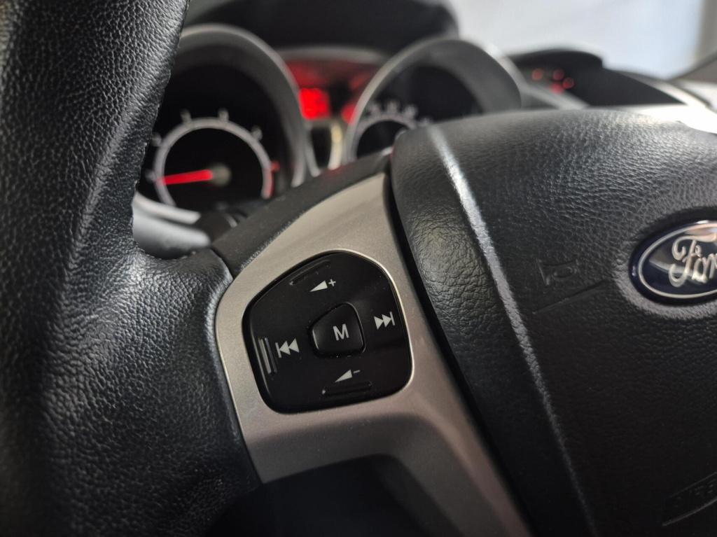 Ford Fiesta 1.4 titanium / automaat / origineel nl