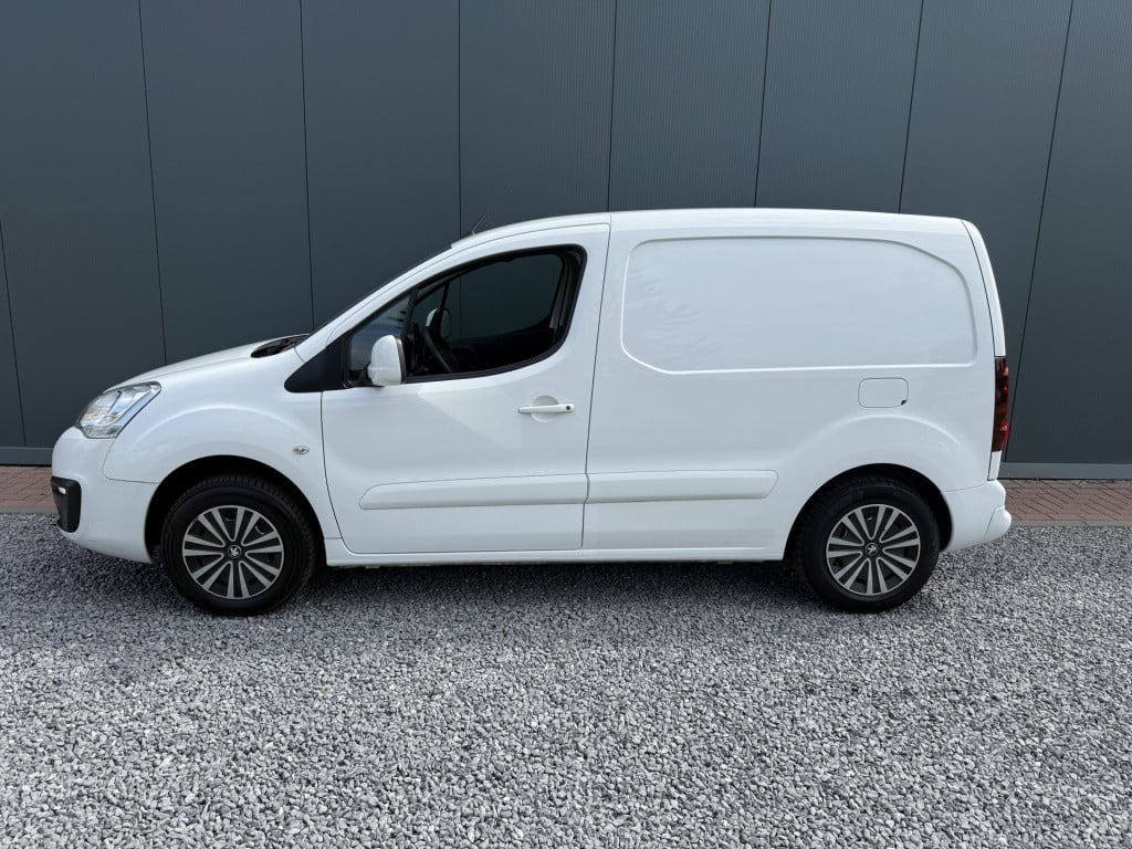 Peugeot Partner 120 1.6 bluehdi 75 l1 premium pack 3-zitter