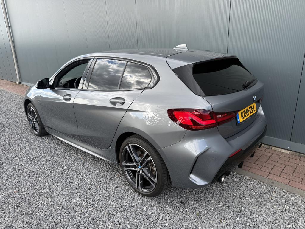 BMW 1 Serie 120i automaat high executive m-sportpakket 5-drs