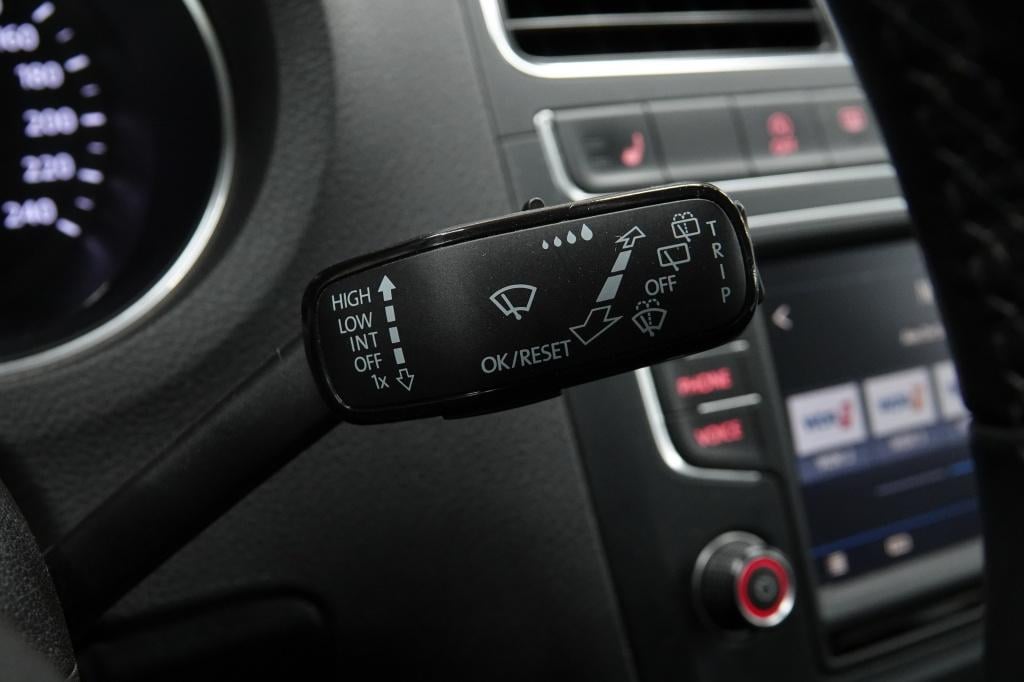 Volkswagen Polo 1.2 tsi | cruise | camera | trekhaak |