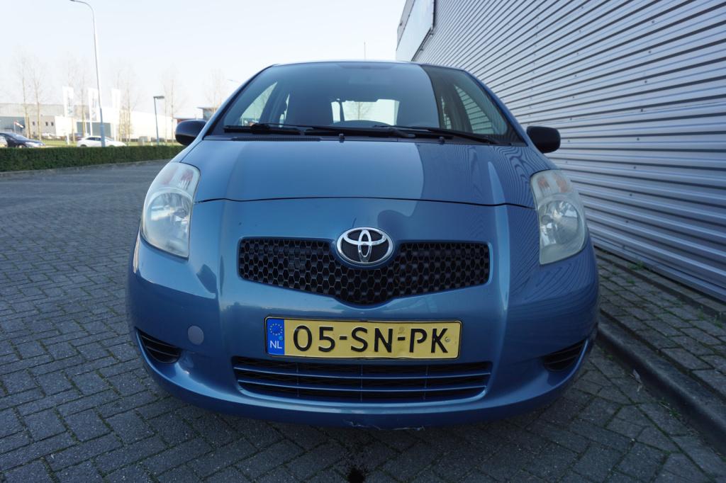 Toyota Yaris 1.0 vvti terra elektr. ramen / trekhaak / nap