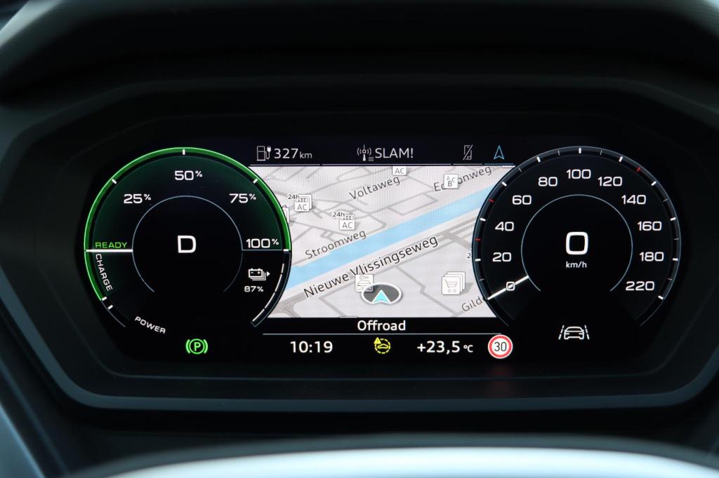 Audi Q4 E-tron 40 launch edition advanced 77 kwh 204pk | soh 95,3%