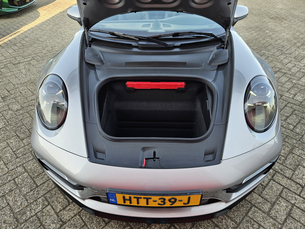 Porsche 911 cabrio 3.0 carrera s | sport design | sport chrono | bose