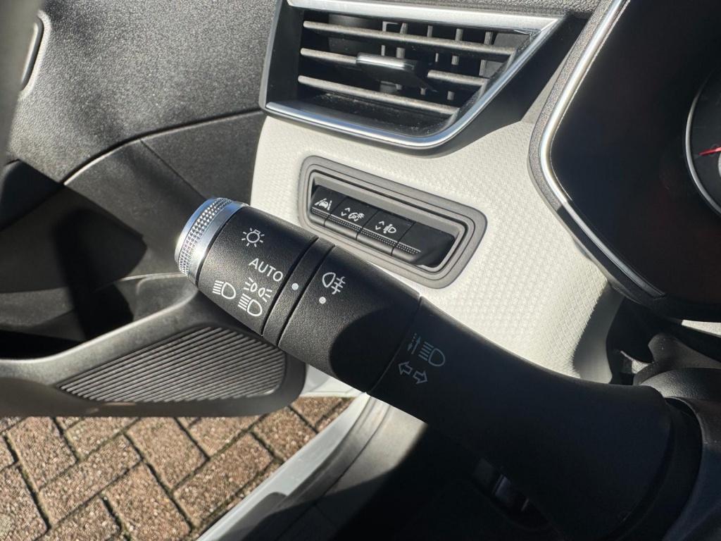 Renault Clio 1.0 tce | navi | bovag