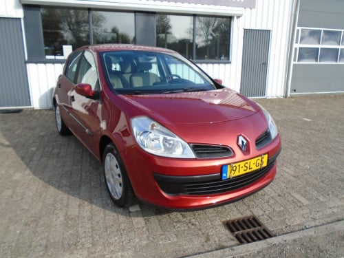 Renault Clio 1.4-16v team spirit
