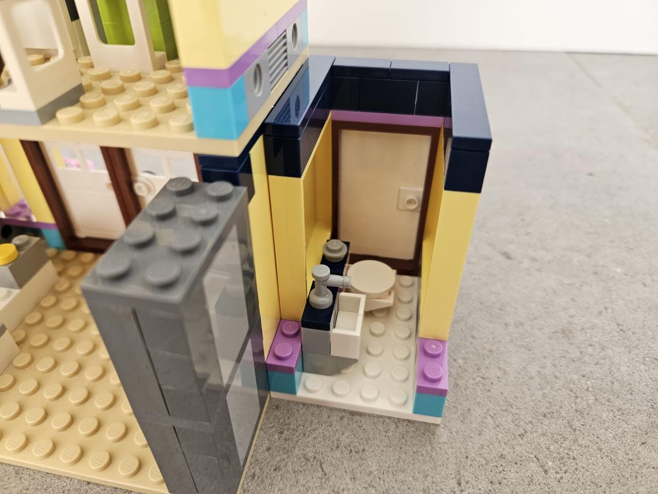 LEGO Friends 41005 - Heartlake school