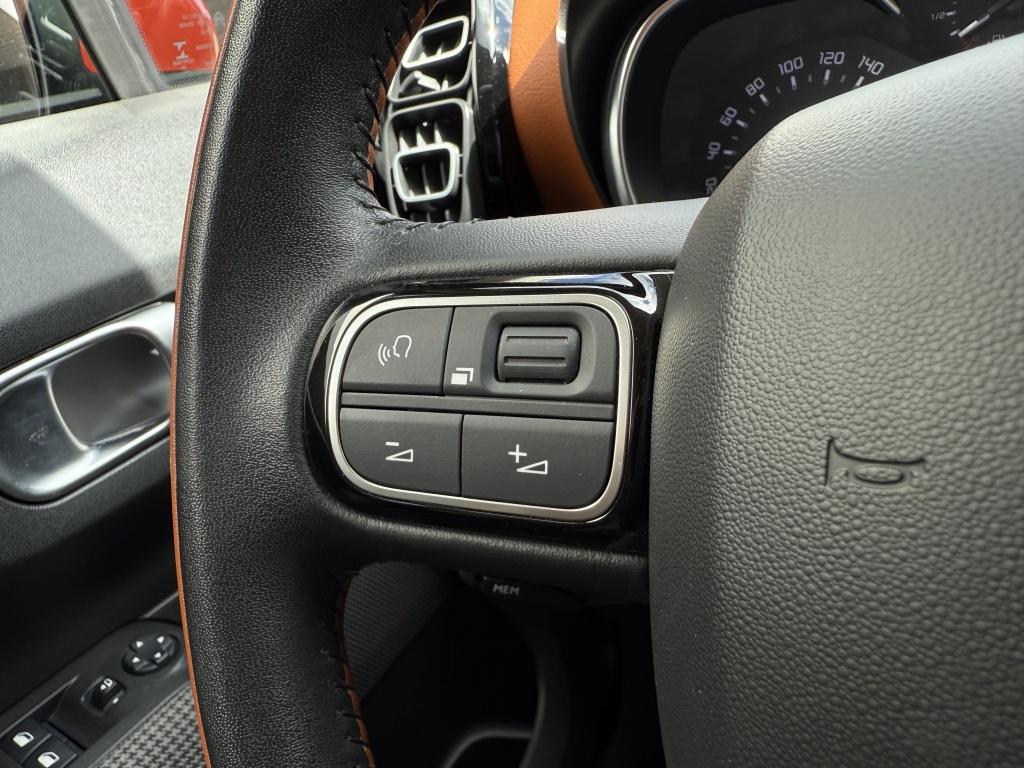 Citroen C3 Aircross 1.2 pt s&s shine - luxe uitvoering! - automaat -