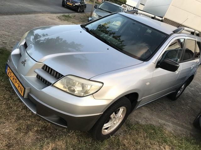 Mitsubishi Outlander 2.0 airco | elektr. ramen | trekhaak | nap etc.