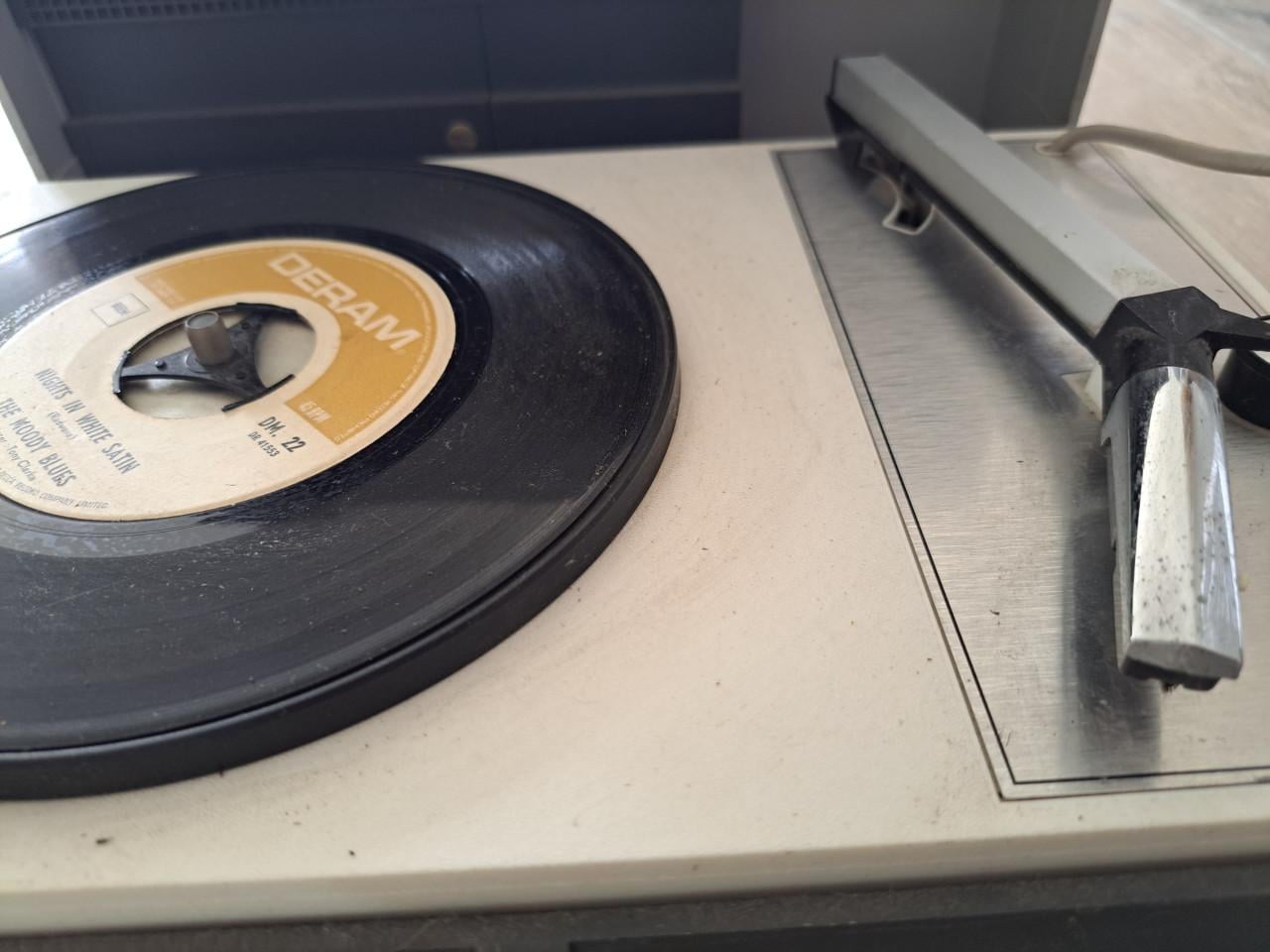 Philips 22GF210 draagbare kofferplatenspeler