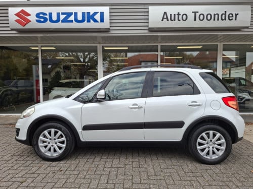 Suzuki Sx4 executive 1.6-120pk