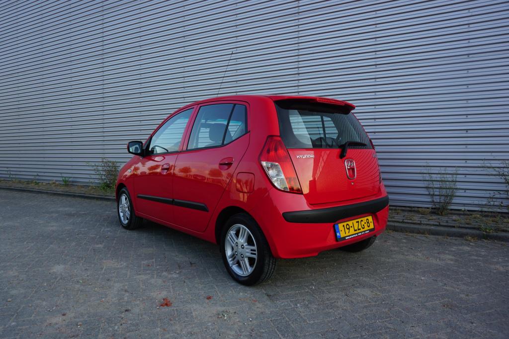 Hyundai I 10 1.1 dynamic xl airco / elektr. ramen / lm velgen / nap / apk t