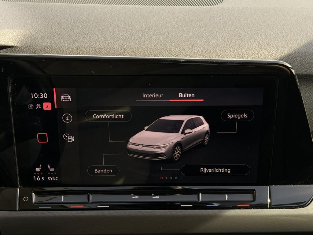 Volkswagen Golf 1.5 etsi 1st. edition 150pk | pano | acc | memory | massage