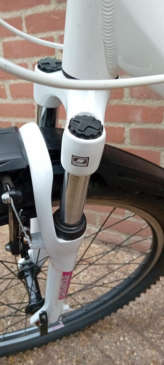 Meisjesfiets Cube 24 inch