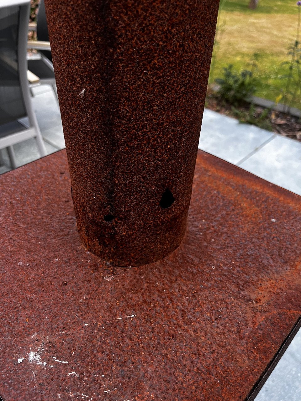 Tuinkachel, voor op terras. Was 150 euro.
