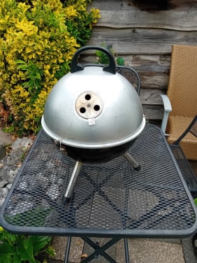 B.b.q.