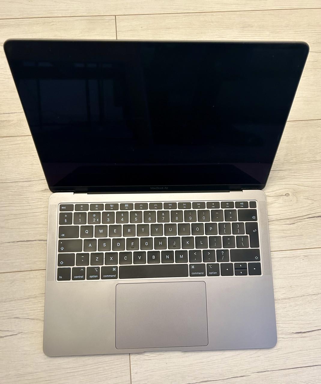 MacBook Air (Retina, 13-inch, 2018)