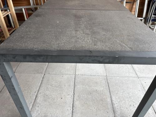 Tuintafel met stenen blad
