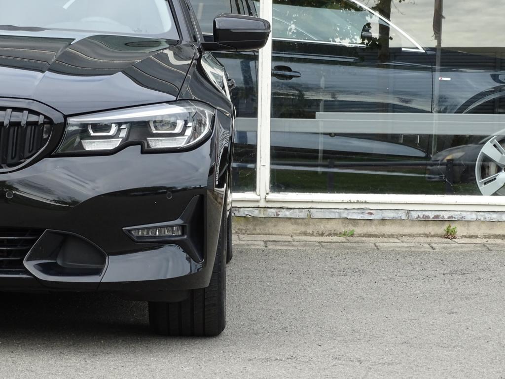 BMW 3-serie 320i high executive sportline | full led