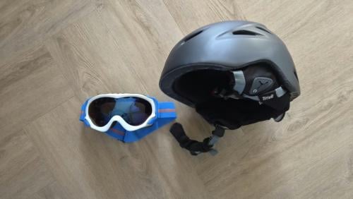 Crivit Ski- en Snowboardhelm met Skibril - Maat M