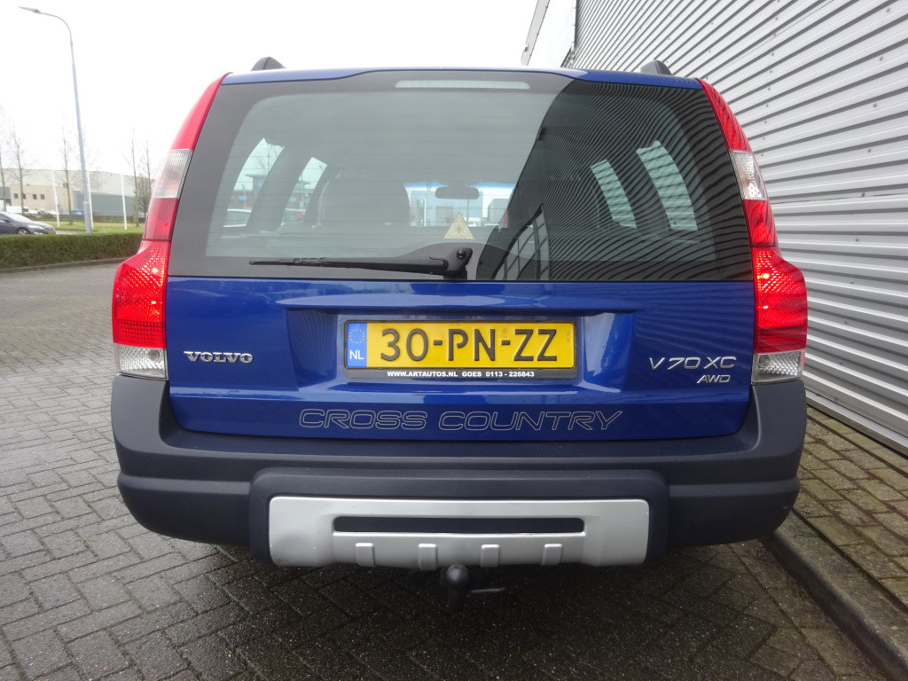 Volvo V70 cross country 2.4 t geartr. comf. 4wd automaat airco / stoelverw.
